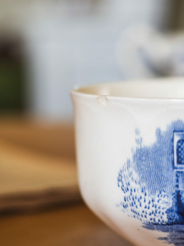 Une tasse à thé Haddon Hall imparfaite – Image 4