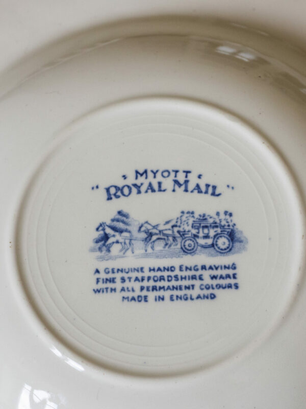 Set de deux assiettes creuses Royal Mail – Image 2