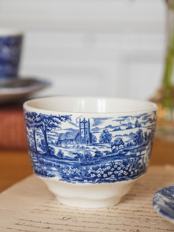 Tasse à thé Dickens imparfaite – Image 4