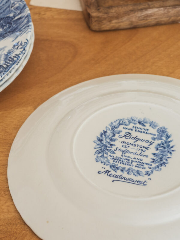 Deux assiettes à dessert Meadowsweet – Image 4