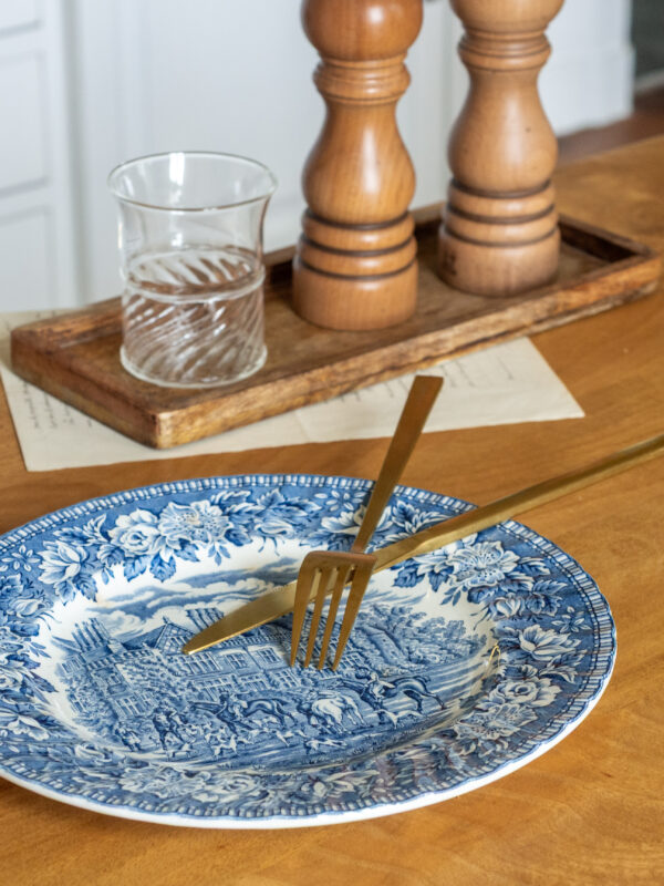 Assiette plate England's Heritage imparfaite