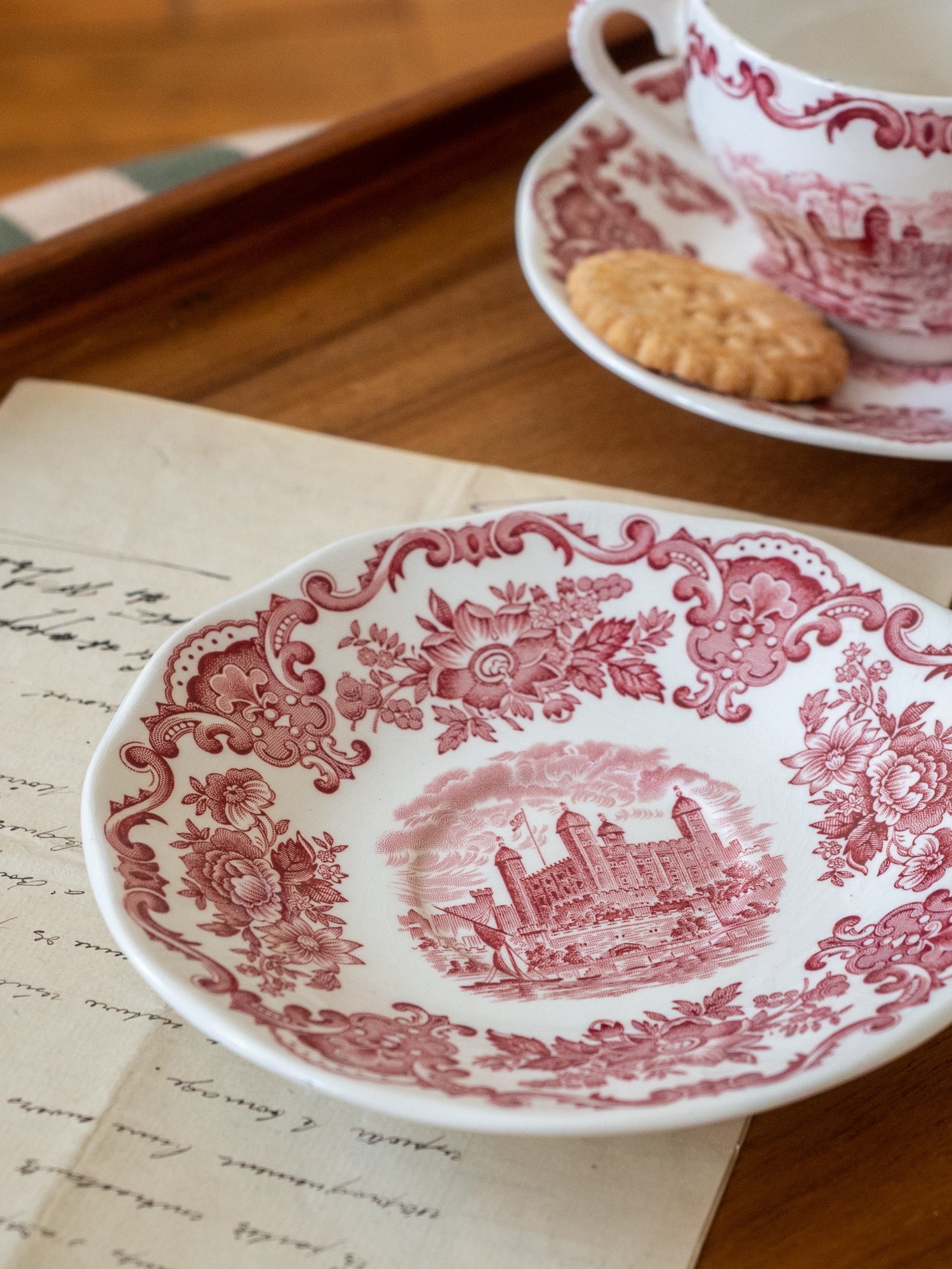 Une tasse à thé Royal homes of Britain – Image 3